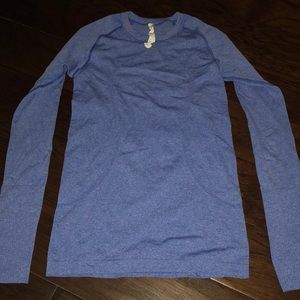 Lululemon long sleeve top